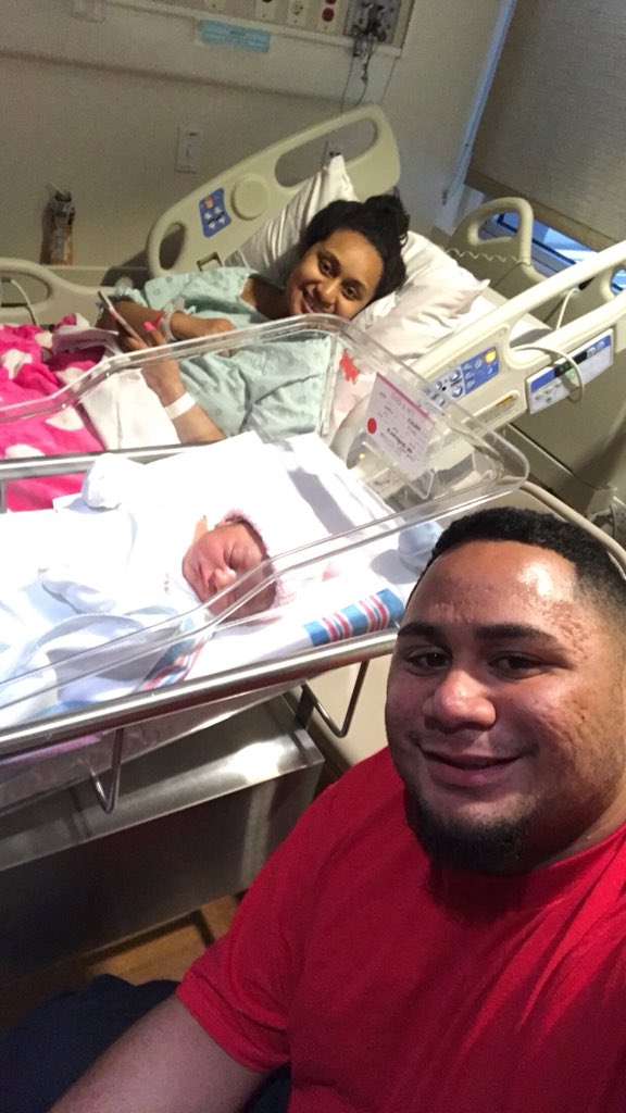 Jxmageo's tweet photo. On this day March 31 , 2018 at 4:33am  our bundle of joy Grace Epenesa-Palepa Mageo was brought into this world ! I’m so in love and happy birthday to my wife as well what a day ❤️😘😍💍 https://t.co/oCJ6ZBdiqg