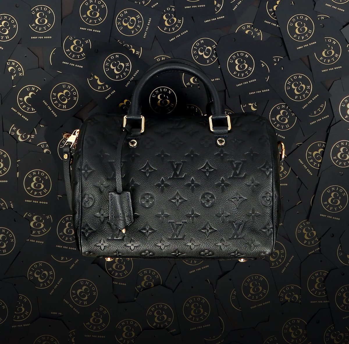 UnionFifth's tweet image. Our 75% off closeout sale won't last long! See what's in store now:  unionandfifth.com