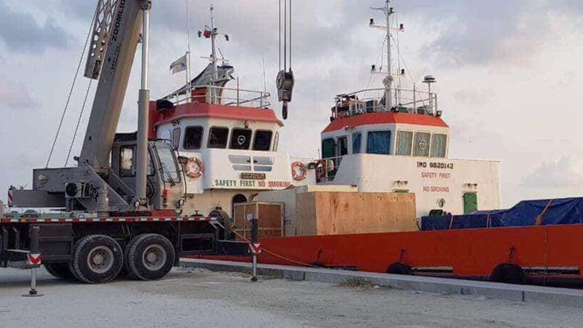 JanaahMusthafaa's tweet image. R.Dhuvaafaru MWSC Bottling Plant delivered to the island #MWSCProjects #OngoingProjects