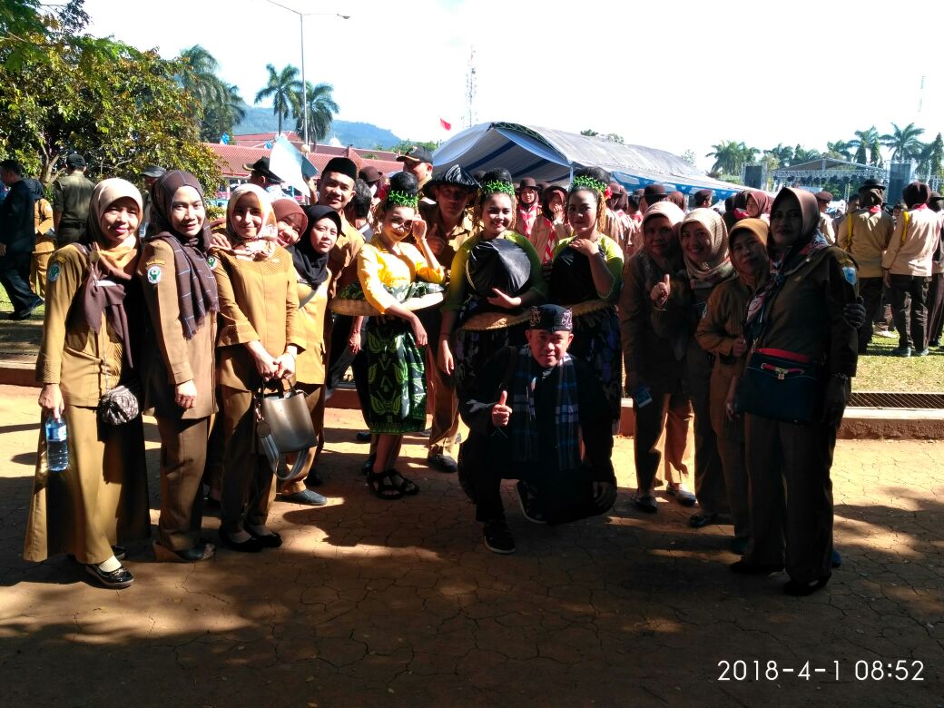 PkmCimanuk's tweet photo. Kemeriahan HUT PANDEGLANG KE 144 semoga selalu BERKAH..... Aamiin.  1 - 4 - 2018 https://t.co/6OYpyxff3l