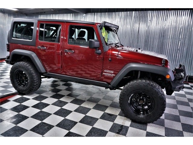 Whether you're on the road or #Offroad, #JeepWranglers look great! This 2012 #JeepWrangler #UnlimitedSport is #Lifted with #BigWheels and #BigTires and #CleanTitle and ready for a new home!
Call 503-908-1617 NOW!
PDXAutoMart.com
#atsocialmedia
pdxautomart.com/vehicle-detail…