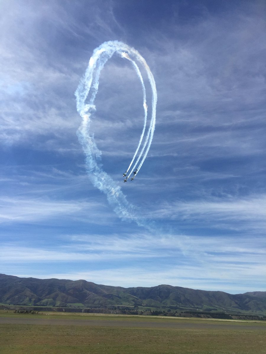 Stunning day for #WarbirdsoverWanaka