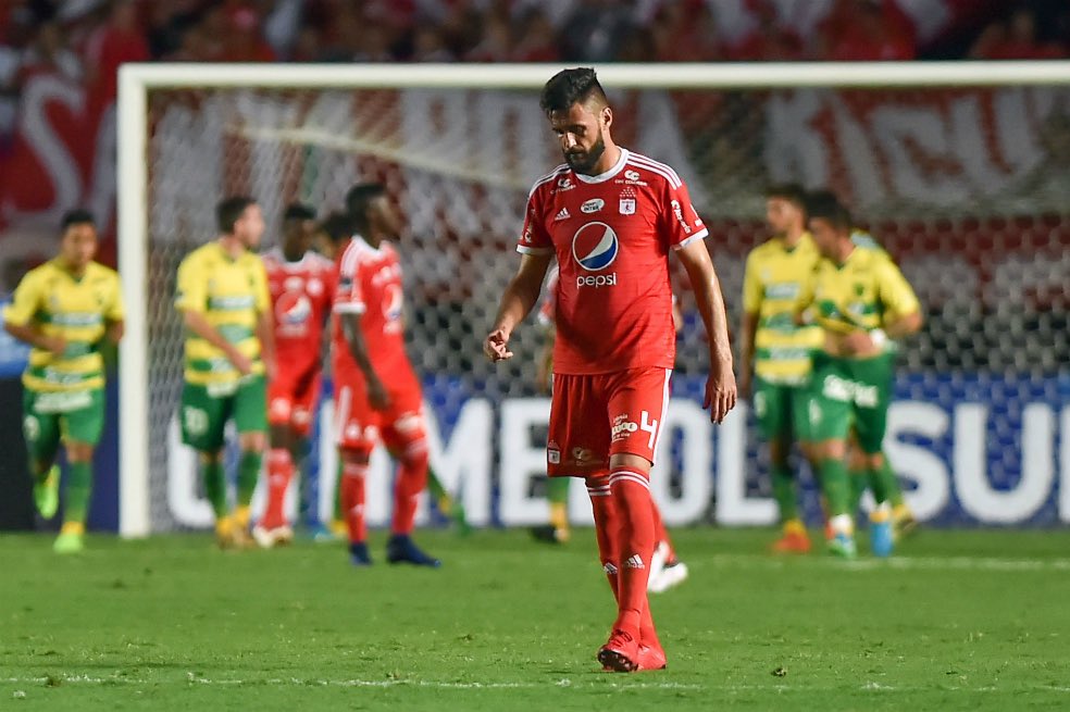 ElCerteroRivas's tweet photo. En los últimos 9 partidos America sólo ha Ganado 1, ha PERDIDO 8 y le han marcado 20 goles y solo 3 goles a favor. Increíble

NAC 2-0 AME 
MIL 3-1 AME 
AME 0-3 DYJ
JAG 1-0 AME
AME 2-1 BUC 
SFE 3-0 AME 
PAS 2-0 AME
AME 0-1 ENV
HUI 4-0 AME https://t.co/VtvF4UtLoF