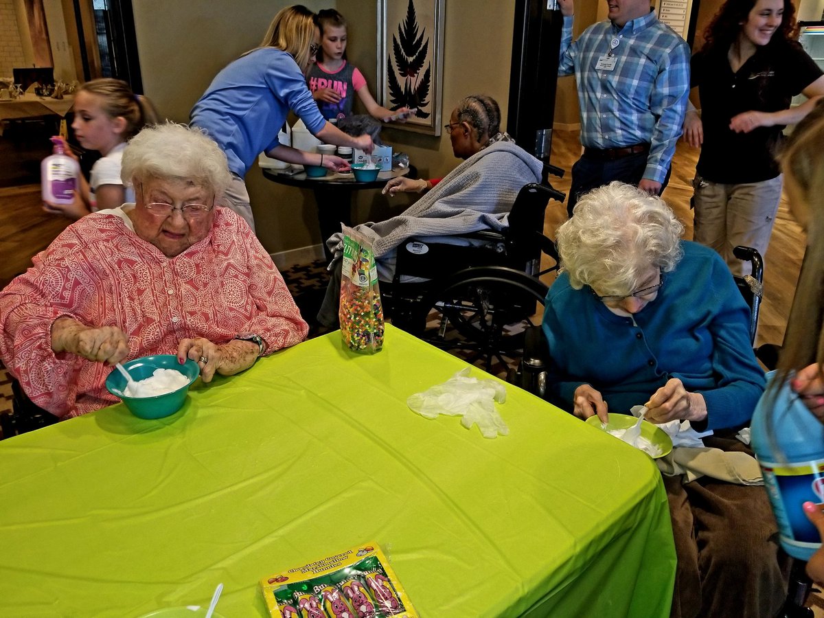 ClearvistaLake's tweet photo. The residents are having a wonderful time with the kids! The best part was the interaction with the children! @TrilogyLiving #EasterSlime https://t.co/1tnXpYuLyL