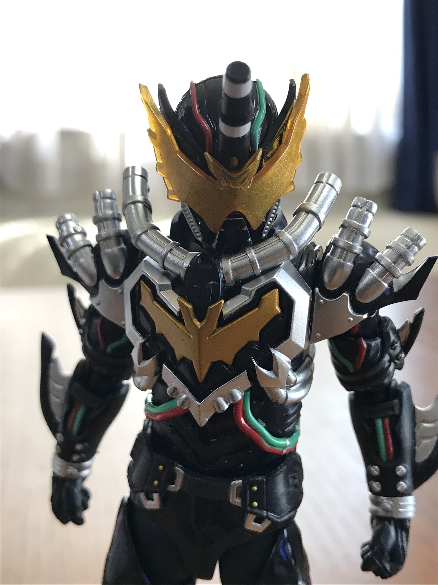 ぐれっグル ナイトローグ カッコいい 仮面ライダービルド ナイトローグ S H フィギュアーツ T Co 53q0gqeptg Twitter
