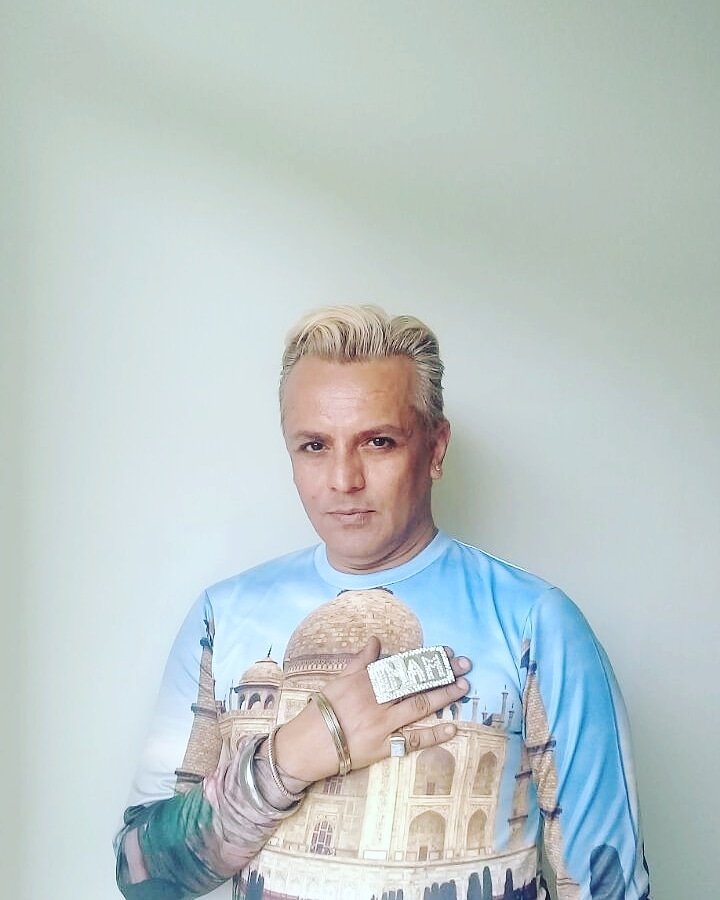Imam_A_Siddique's tweet photo. 🌍🌎🌏 #Hallelujah #ChristTheLordHasRisen! #AVeryBlessedAndCharmingEaster #FilledWith #EggsOfChocolateLove & #BunniesOfBounty.🐰🐇🐰💒🎆🎇🎆🎉🎊🎉✝️🇬🇧🇺🇸 https://t.co/M4TaM2gso9