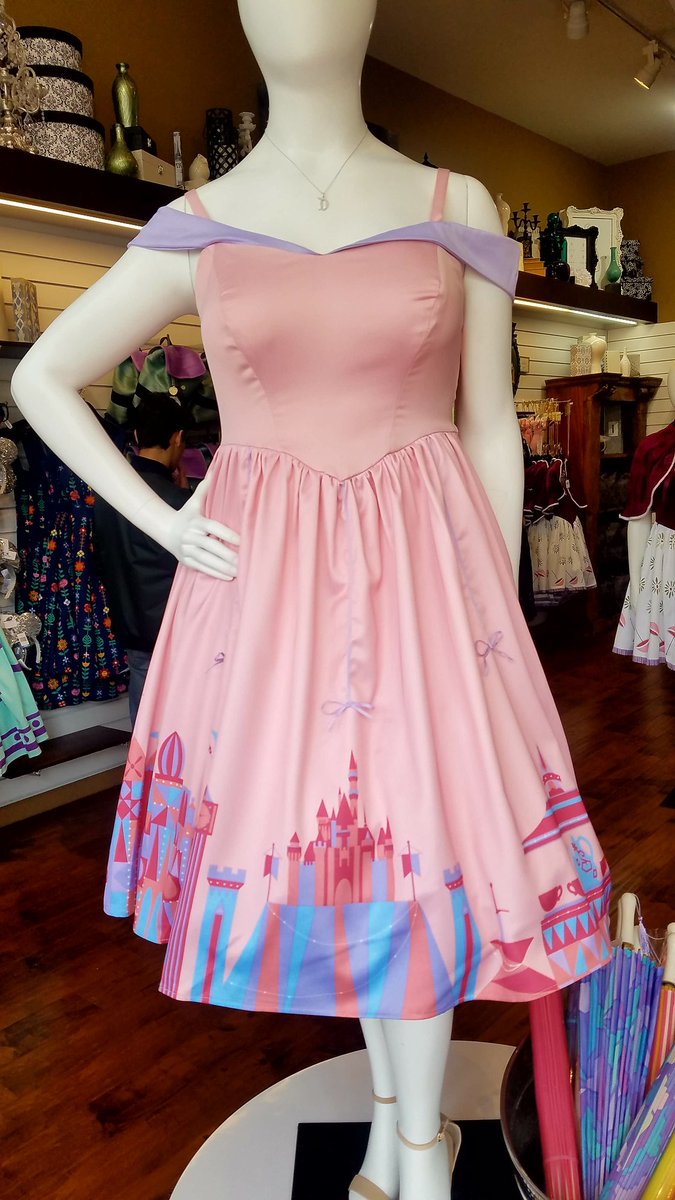 SasakiTime's tweet photo. @DisneylandToday @DisneylandDTD this Fantasyland dress at The Disney Dress Shop #dapper #dapperday #disneybound #dapperbound https://t.co/q1Pi5vrlHP