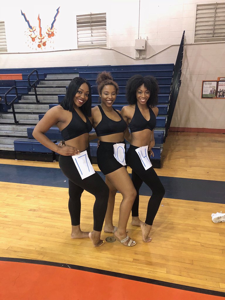 jamihia's tweet photo. One time for the Home Team !! 💜💛#WhoSkedd #SteadyMabb’n #Maab18’ #MaabSquad💙🖤 @_KameshaMonae @vintagezee__ https://t.co/RJBBQNI454