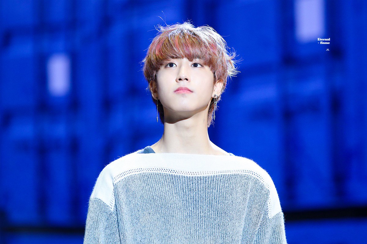 [HQ] 180325 SKZ Debut Showcase—»♡.• 

-- #StrayKids #스트레이키즈 #HanJisung #한지성 #Jisung #지성 #Han #한

♡© Eternal flame. (@.eternalflame_js)