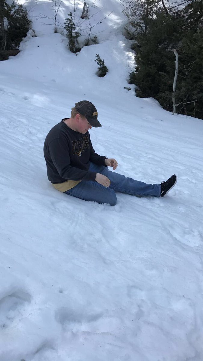 MAB_SLC's tweet photo. salt lake litty profiles: Alex

only speaks in vines
might be frank ocean ?
loves sitting, esp in snow
always asking for aloe
personal vendetta against Yolanda Salvídar https://t.co/zG5fX7Jpaq