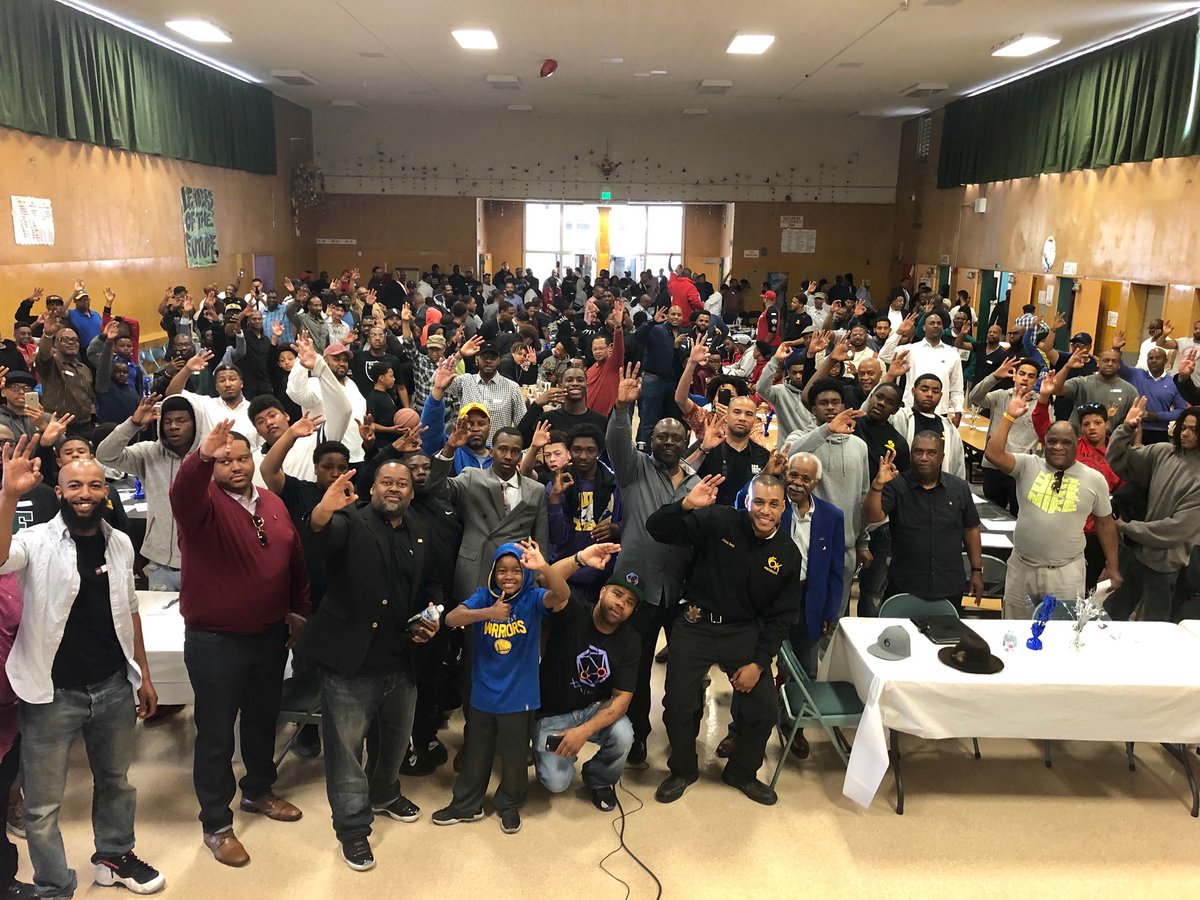 bmiller_OKP95's tweet image. @KSTiLLS we’re ready for you!!  #oakland #okprogram #impact #mentoring #ilovemypeople