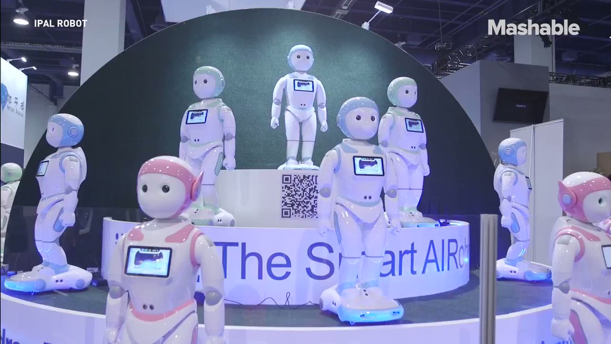 LumEnrich's tweet photo. Mashable: Would you let this robot play with your child? https://t.co/FPBtOolxKm https://t.co/WUoScW0rda