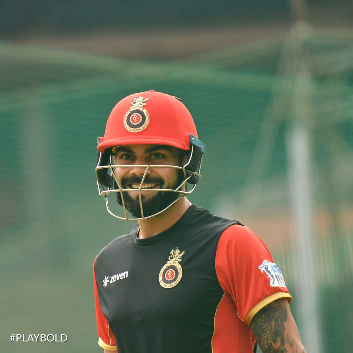 RCBTweets's tweet photo. Just can't get enough of the man, can we? 👑 #PlayBold #KingInTheNets https://t.co/fsaRil21yz