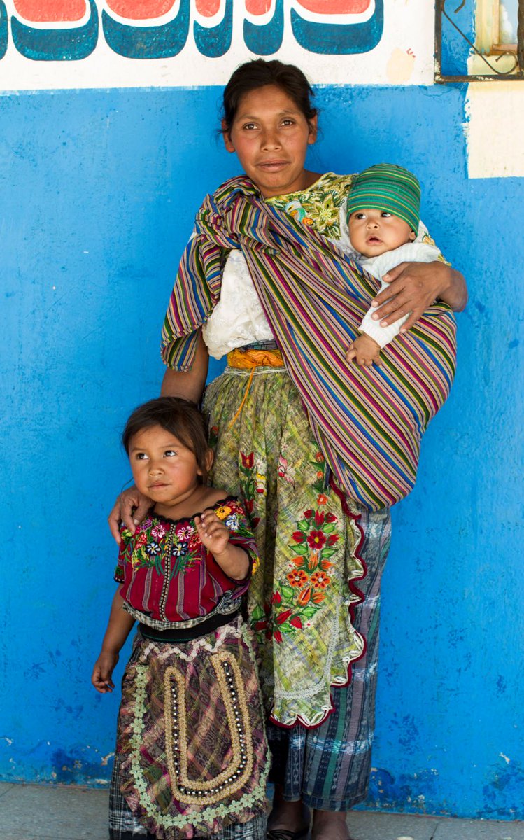 RotaryES's tweet photo. En abril, Rotary celebra el Mes de la Salud materno-infantil. Rotary brinda acceso a atención médica de alta calidad para madres y niños vulnerables, a fin de aumentar su esperanza de vida y que crezcan fuertes y sanos. Infórmate en https://t.co/GF3XhJUYWQ https://t.co/16IGPSg899