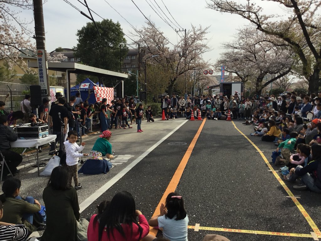 狛江市 No Twitter こまえ桜まつり 狛江ストリートダンス協会のソウルフリーダムとジンダンスファクトリーによるダンスバトル