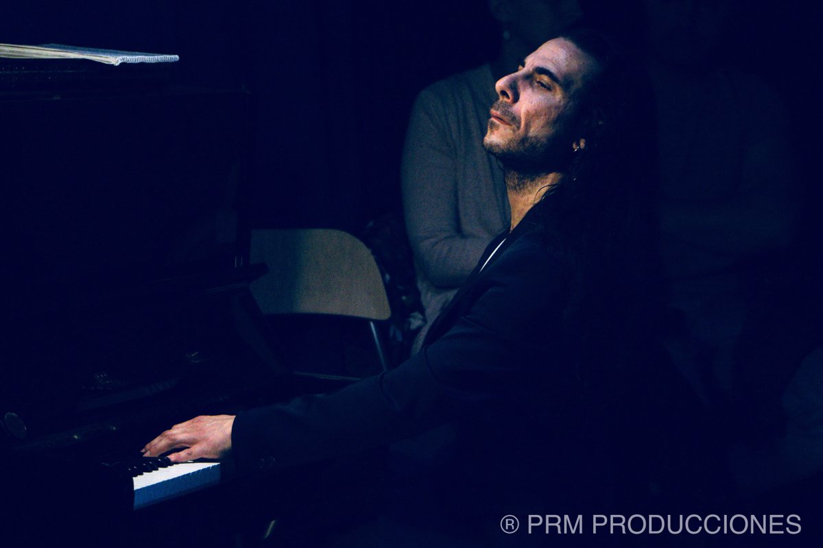 FEEBackstage's tweet photo. Programación de #Abril en #FlamencoEnElBackstage de Pablo Rubén Maldonado https://t.co/rTZQkXPAAZ https://t.co/afCHYsJB1t https://t.co/Fm6NdFO3FC https://t.co/l3vgBcfyl0 #Madrid #Flamenco Centro De Arte Flamenco y Danza Española Amor... https://t.co/QzNqu8TwHj
