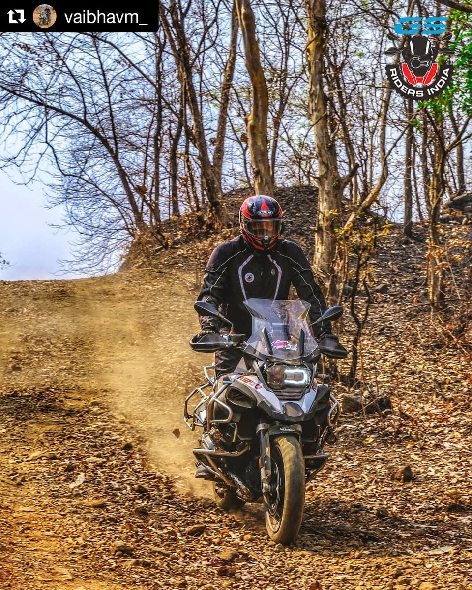 RynoxGears's tweet photo. If you think adventure is dangerous, try routine; it is lethal!
Explore your adventure with Tornado Pro jacket armoured with Knox Level 2 protectors:
https://t.co/AHco8NCIfF
Picture Credits: Vaibhav Mahadik
https://t.co/bSYNDiYk39
#RynoxGears #RideWithReliability https://t.co/FtO2El2cP4