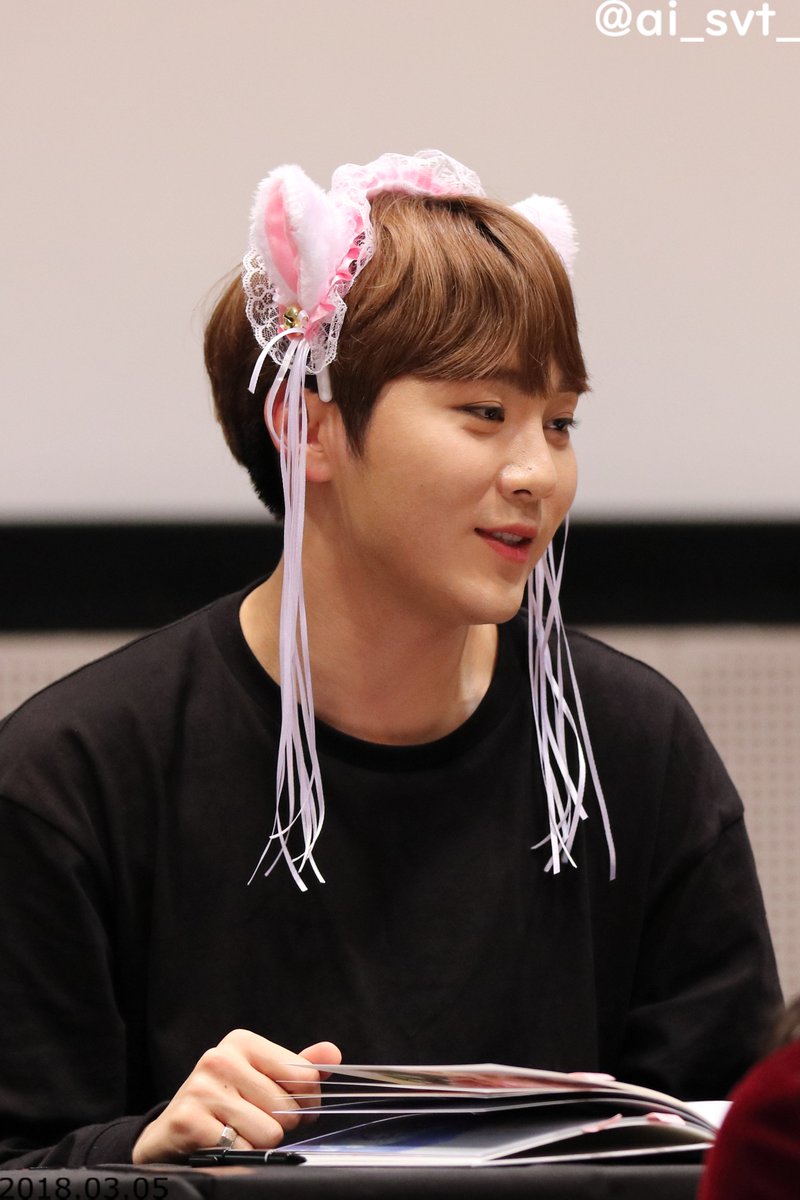 SEVENTEEN PHOTO EXHIBITION 名古屋 スングァン DZrif1MUQAA1OTA.jpg