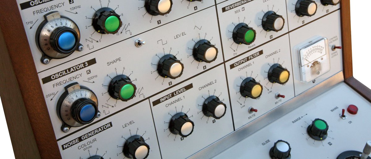 dark_shark's tweet image. The 14 Most Important Synths In Electronic Music History And The Musicians Who Use Them #BrianEno #EMS #VCS3 factmag.com/2016/09/15/14-…