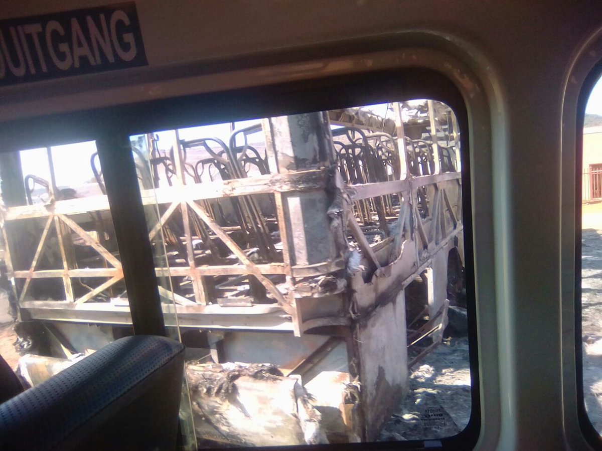 ActionVoices's tweet photo. Tokelo Mahlakwane wrote on the 13th March "Burgersfort under Fetakgomo Municipality at Limpopo province ,along R37 road there's a strike by the community of Driekop. @benchmarks16 https://t.co/Na6AjPnVtO
