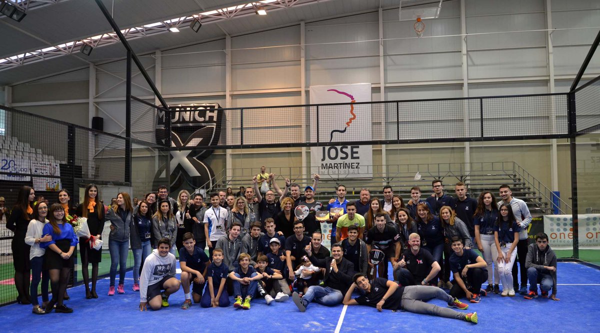 Gracias a todos los que habéis jugado, seguido, disfrutado y nos habéis acompañado en el IX Memorial.
La organización ya esta trabajando para el X Aniversario.