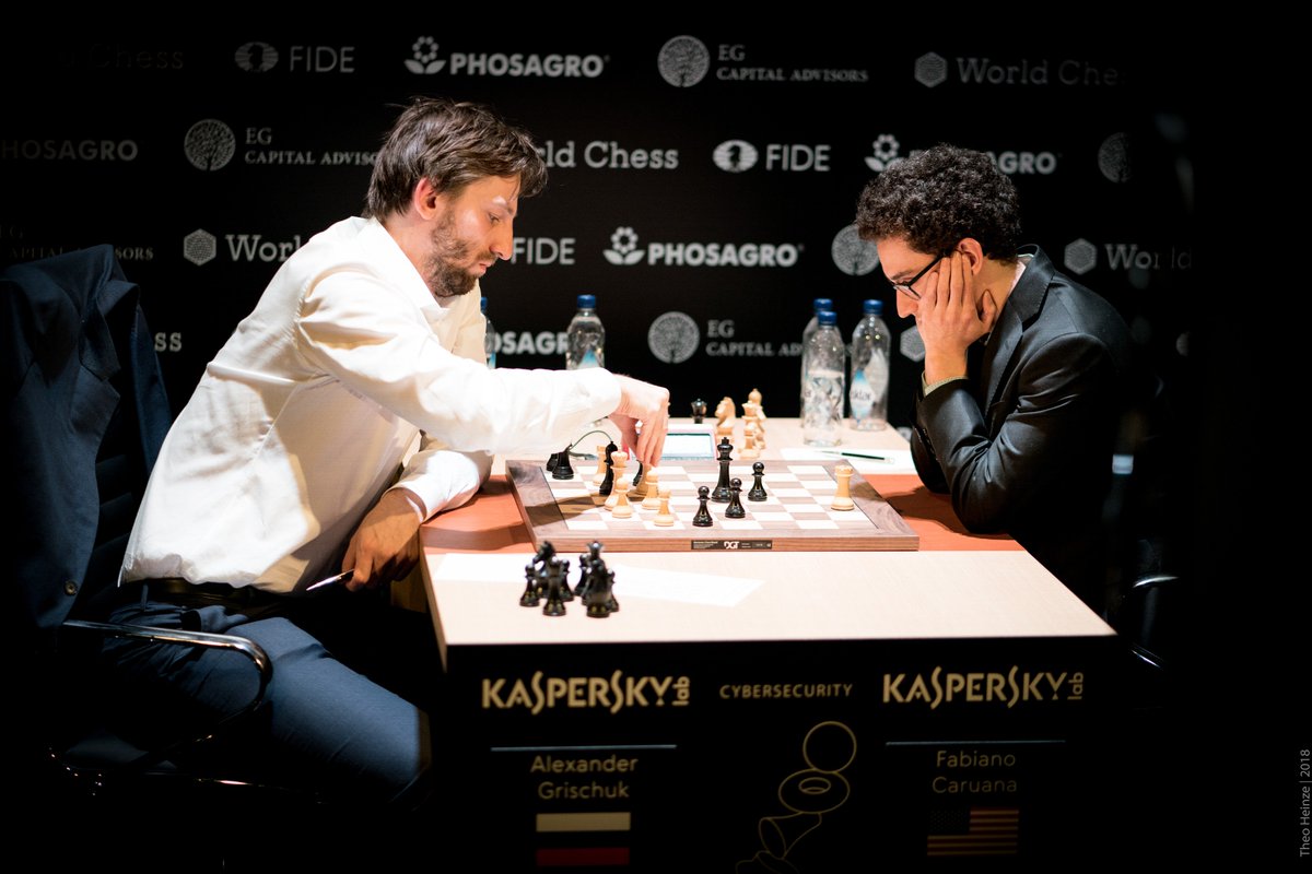 chessbokeh's tweet image. Just uploaded a selection of #BerlinCandidates photos to my Flickr. Gonna return to Berlin for the Bundesliga by the end of april. @SchachBL2018 flickr.com/photos/1105483…
pic: last moves of the decisive last round game between Grischuk and Caruana (winner).