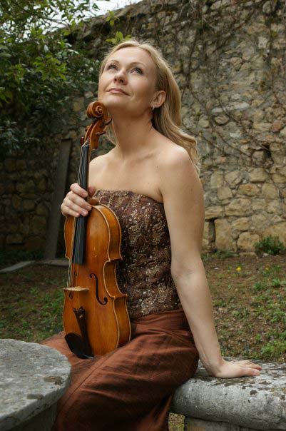 LivornoFestival's tweet photo. VIOLA MASTERCLASS with Anna Serova
August 21 - 27
What about the course is focused on?
Discover all the details: https://t.co/Irc8I0DV9e
#violamasterclass #viola #masterclass #italymasterclass #livornomusic https://t.co/bNL38KvhPB