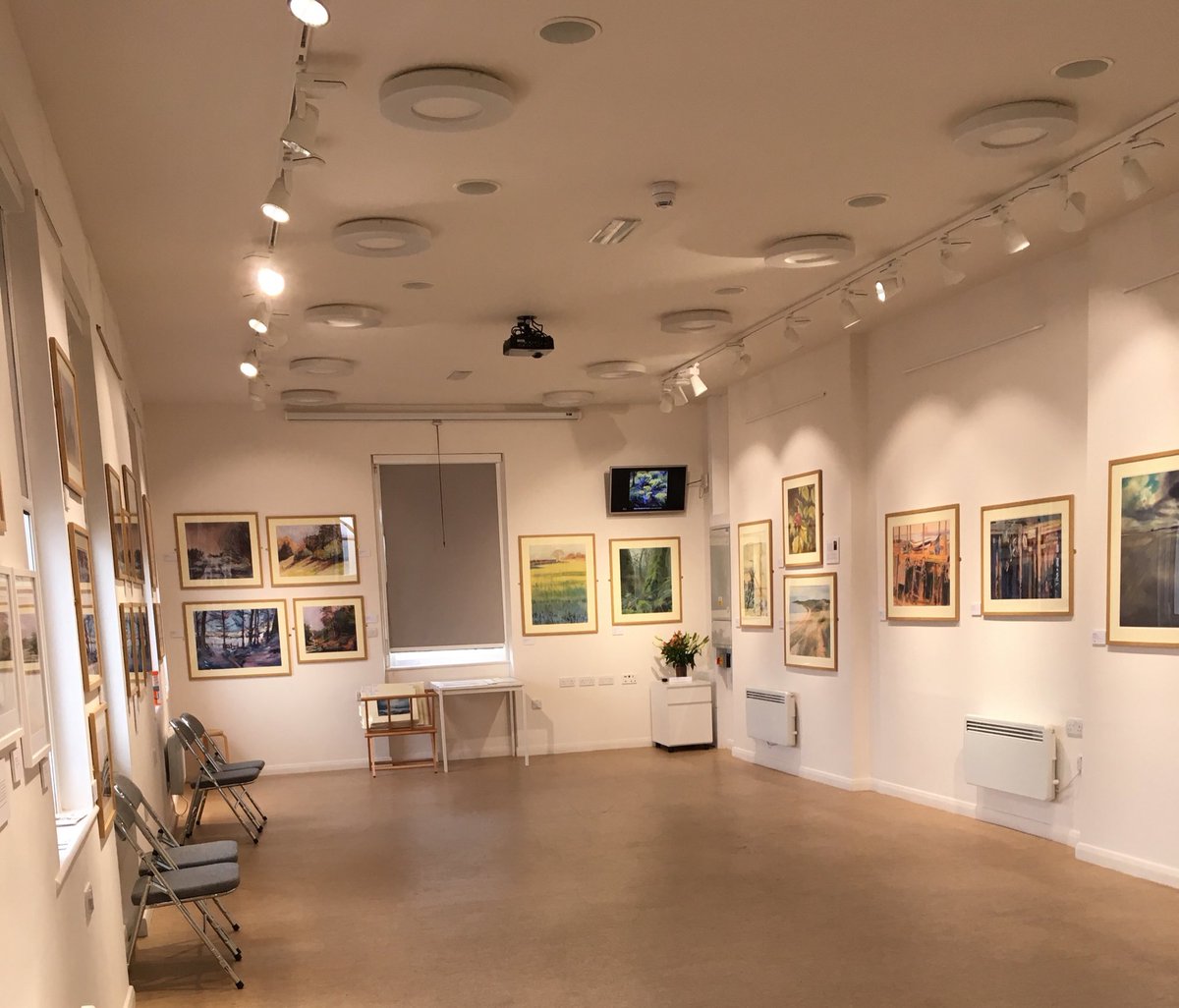 Old_LowLight's tweet photo. Northscape artists Christine, Hilary &amp; Linda will be in the gallery today from 11am today. Come &amp; meet them. @artalongthetyne @Tyne_FineArt @NSArtSoc @Bridekirkart @nclartsoc @NewcastleArts @NorthEastArtCol https://t.co/yg0pt2ZViR