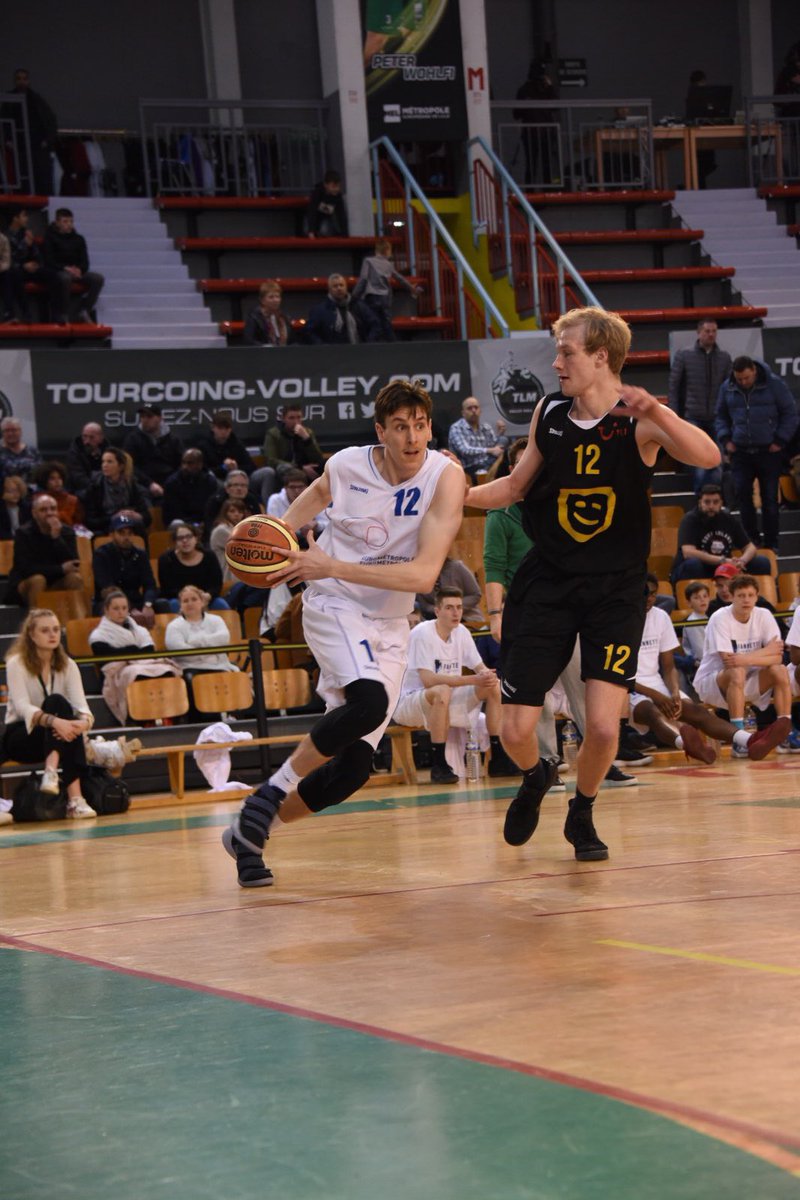 TourcoingVille's tweet photo. Retrouvez le tournoi mondial de #basket de la Jeune Garde dès ce matin au Palais des Sports et au Complexe sportif Léo Lagrange #Tourcoing #TMBT2018 https://t.co/G8VAG0xjQ0