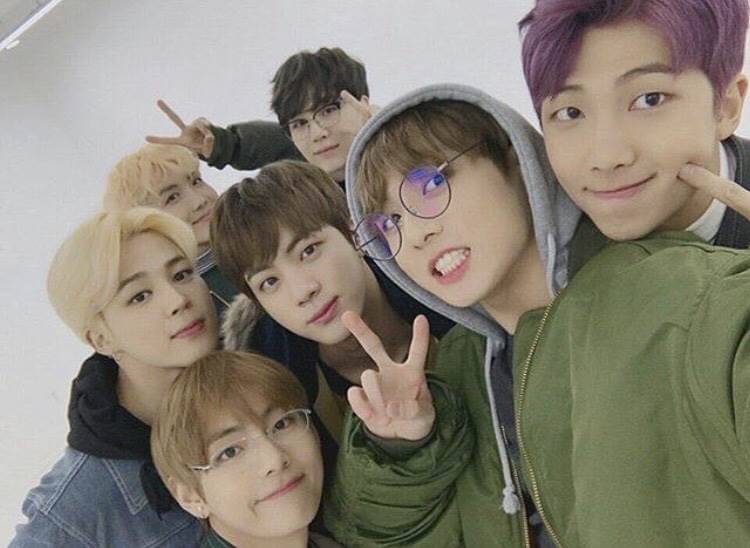 SigureAo0180328's tweet image. みんなと会いたいよお
ポロワニムさんと遊びたいし、会いたいし。お話沢山したいよ～って
心で叫んでる  れおです🐼
🐰も🐥も👴🏻も🍴も🦁も🔨も🐴も皆愛してます🐰🐰
取り敢えず 僕と絡んでくれる子募集中（？）
#関東army #armyと猛烈に絡みたいのでこれを見た人RTお願いします
#RTしたペンを迎え