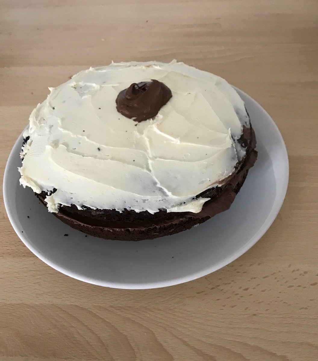 kellyllovelock's tweet photo. So this is why you should stick to what youโre #good at! Lol #eastermess #chocolatecake @shewhobakes1 please donโt disown me! ๐ https://t.co/DWpprl63ZL
