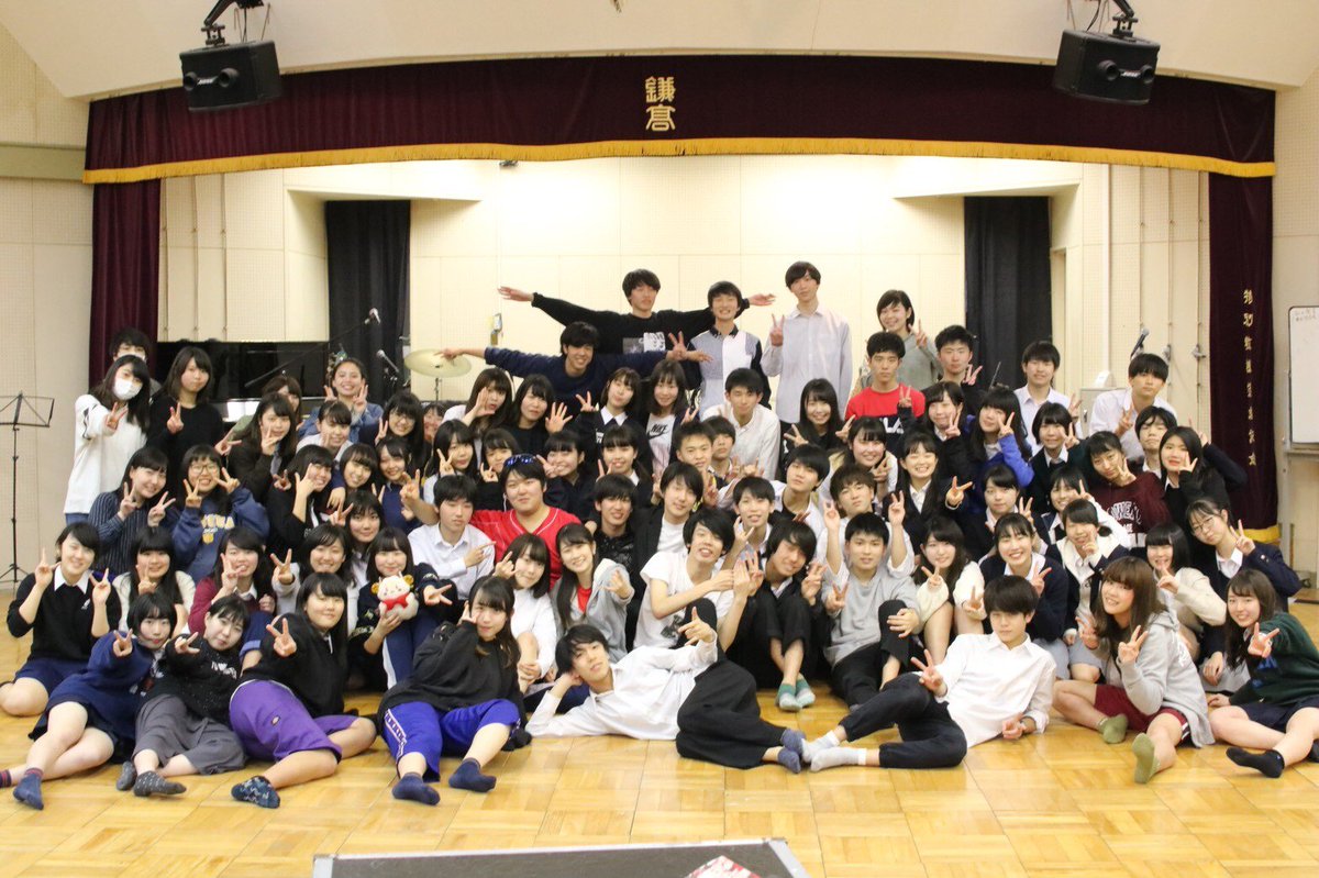 aodr_0802's tweet photo. KAMAROCKお疲れ様でした!!ライブ中スティックを落としてしまったマキシマムザメープルのDrです。メープル盛り上がってくれた皆さんありがとうございました!4'cardやマカロンズも見れたし、先輩も見に来てくれて嬉しかったです。 引退前最後のKAMAROCK楽しかったです!!#KAMAROCK https://t.co/Q7UVF3X8dw