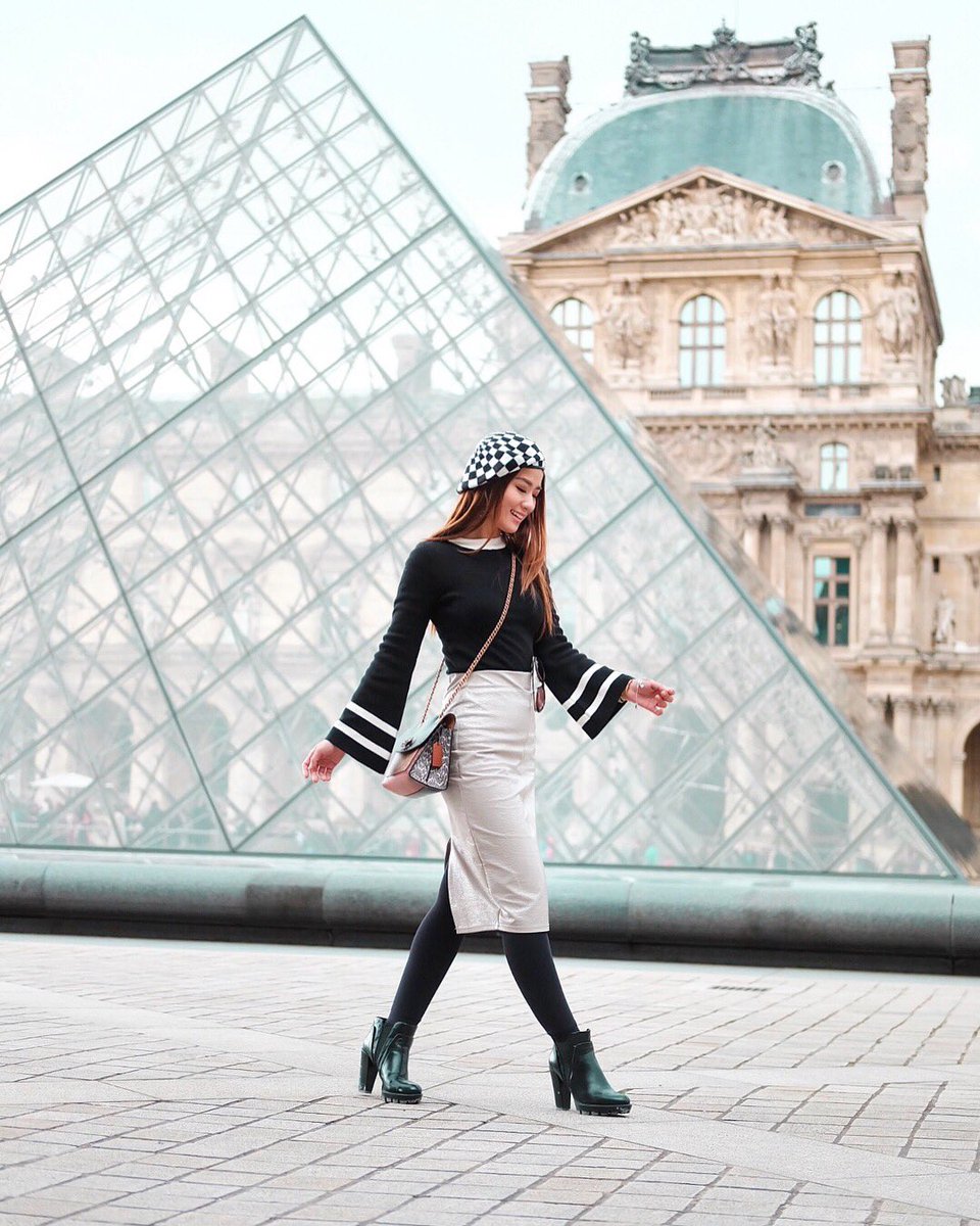 janeenachan's tweet photo. Hoppinโ from one gem to another in Paris, and wishing everyone a Happy Easter! Aside from all the cute ๐ฐ and ๐ฃ adorned in every corner, donโt forget the true essence of Easter, and honor our Risen Savior! ๐๐ป๐ง๐ปโโ๏ธ
.
#JCootds #zalorastyleedit #museedulouvre #CoachSS18 https://t.co/n4zljYvjYt