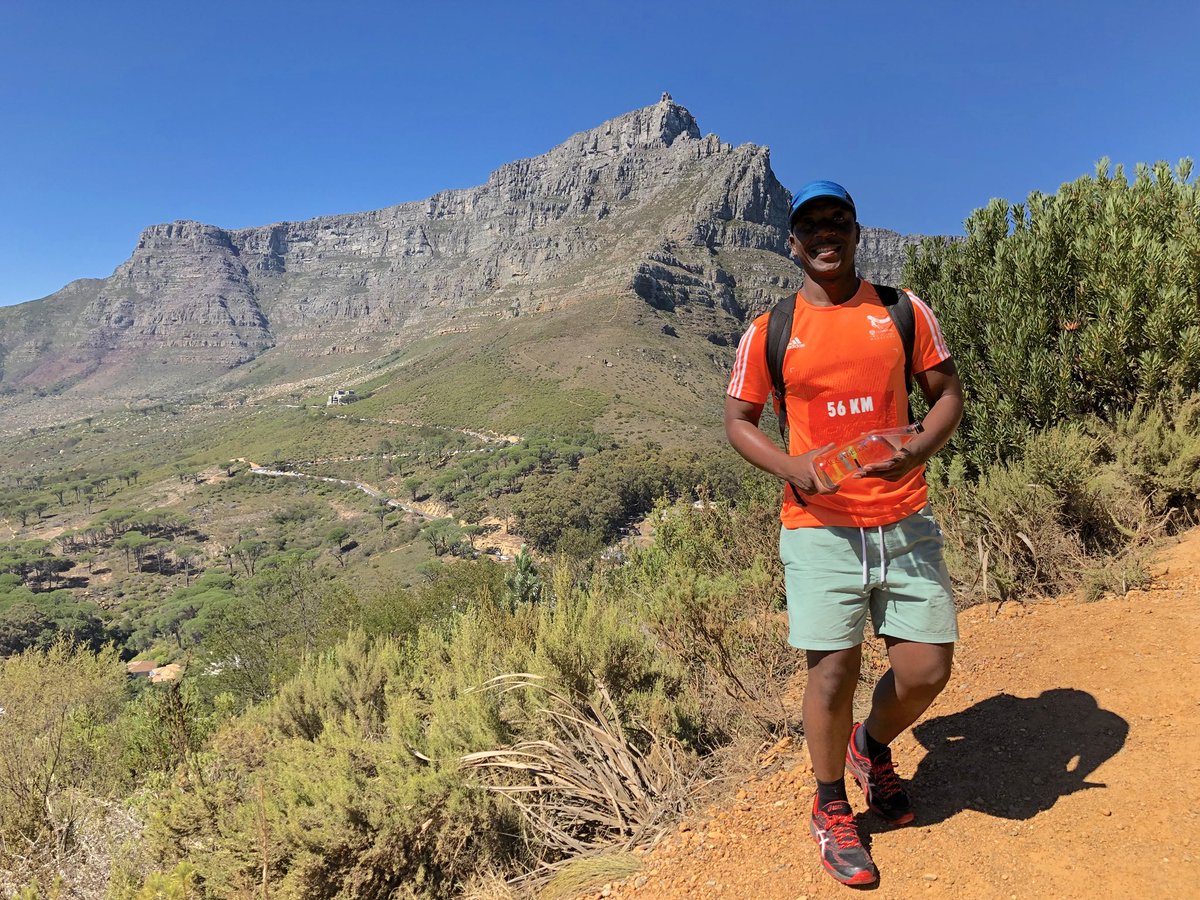 SelfieRunnerZA's tweet photo. #PostYourPassion #Adventure #TableMountain #TableMountainBackdrop #LionsHeadHike #NewExperience https://t.co/zOwia6rh3O