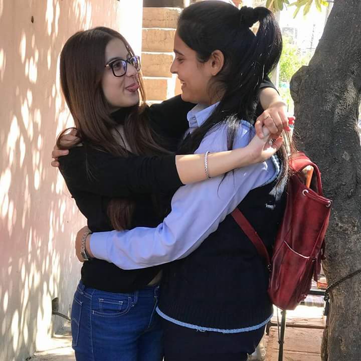 These innocent faces are the disguise for our mischiefs ! 🤪
#MissJuBeere♥ Pc-baandriiii🙈