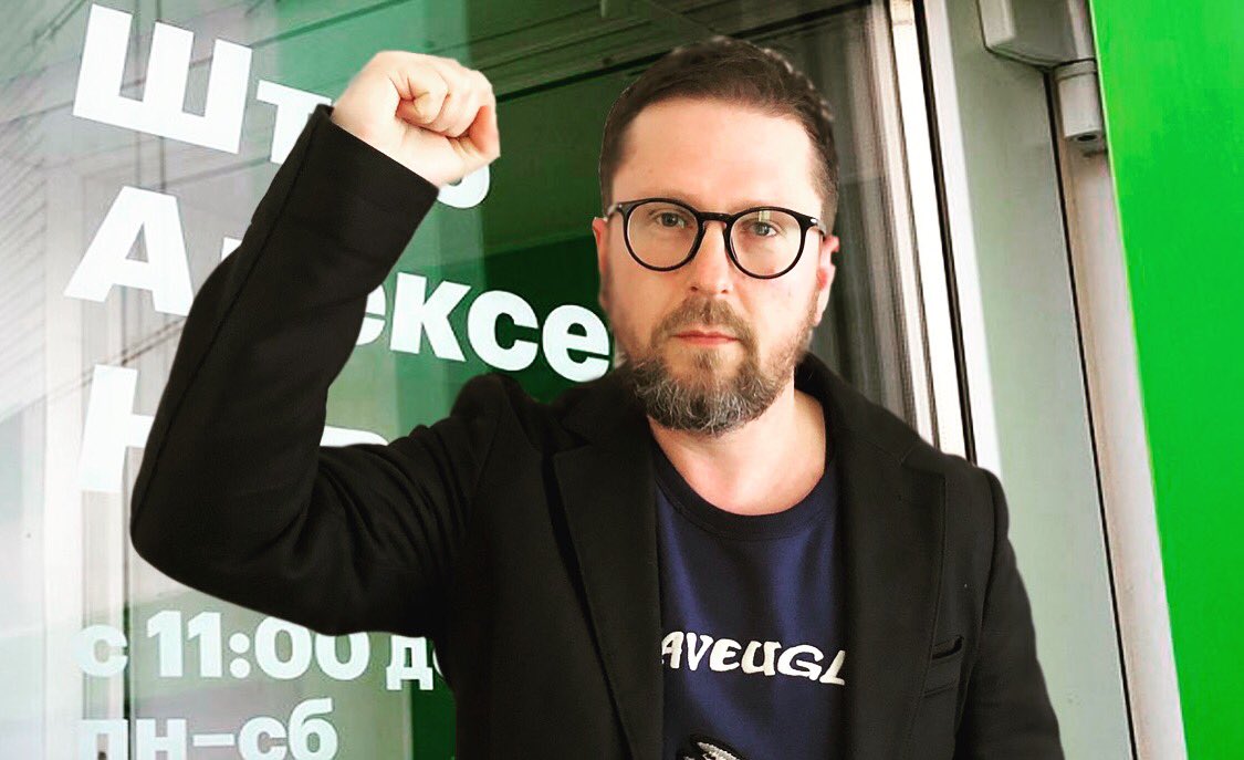 анатолий шарий. анатолий шарий и футболки. анатолий анатольевич шарий. анатолий анатольевич шарий 2023 год. анатолий анатольевич шарий фото.