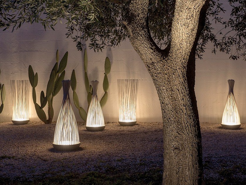 Decorazzio's tweet photo. Нескучный уличный #свет. Новинки #Karman 
https://t.co/6sWcEgNTaM
#design #lighting #outdoor #lamp #Cell #Ottavo #DontTouch https://t.co/Zv0c2mpVKp