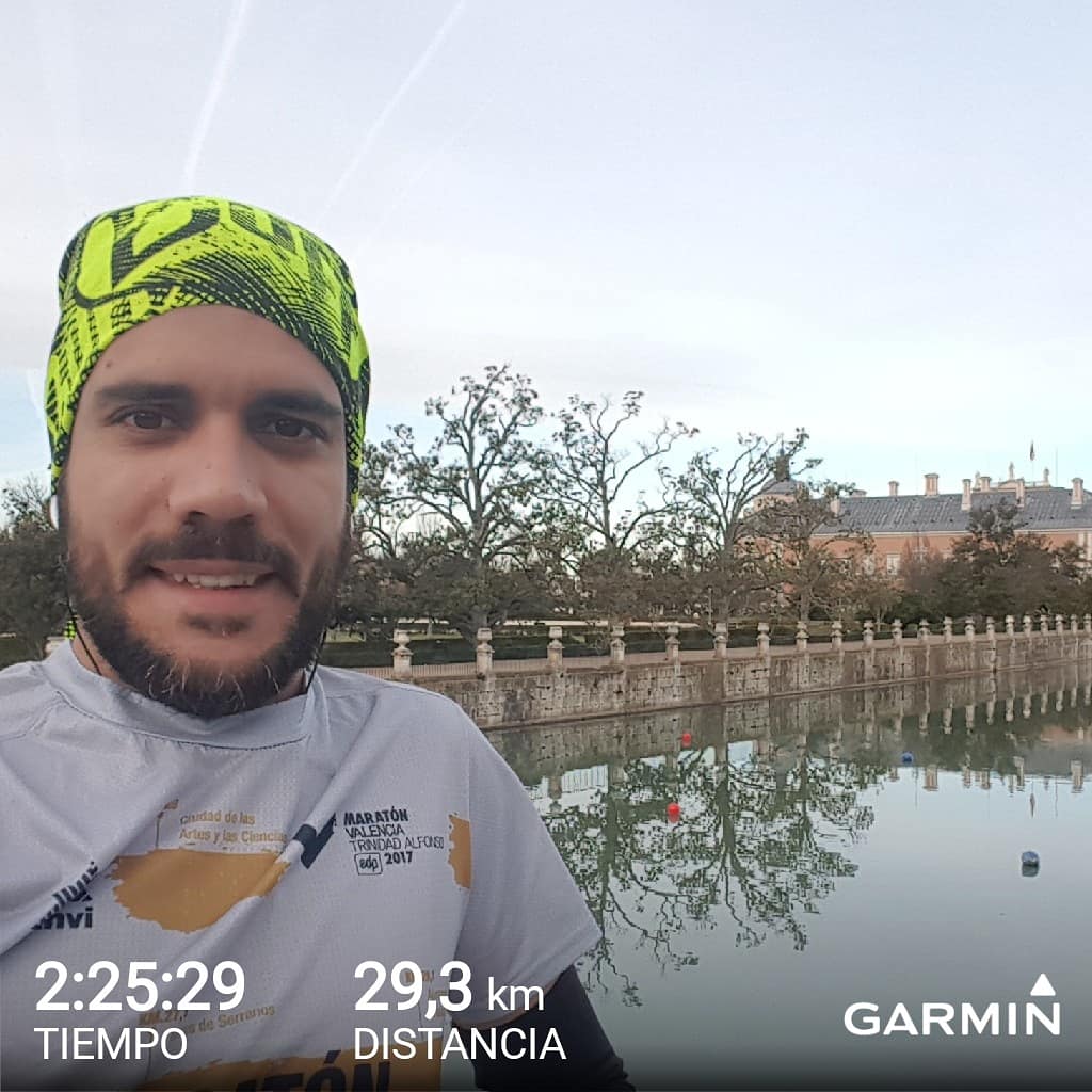JaviRun42k's tweet photo. Pues casi 30kms nos hemos cascado con el keniata arancetano @ceativerulas Al final un buen recovery de sandia @victoryendurance y cómo nuevos 👌 #Aranjuez #RoadToMapoma #20DiasYBajando #VamosVictor #VamosGiron #VamosIago #VamosMariutxi https://t.co/SFjuSg7L4M