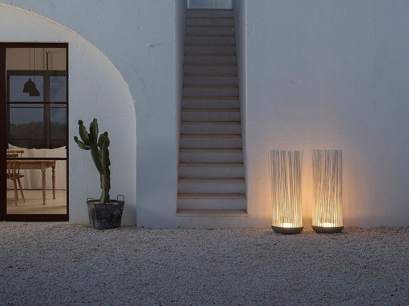 Decorazzio's tweet photo. Нескучный уличный #свет. Новинки #Karman 
https://t.co/6sWcEgNTaM
#design #lighting #outdoor #lamp #Cell #Ottavo #DontTouch https://t.co/Kf6lLjTyA7