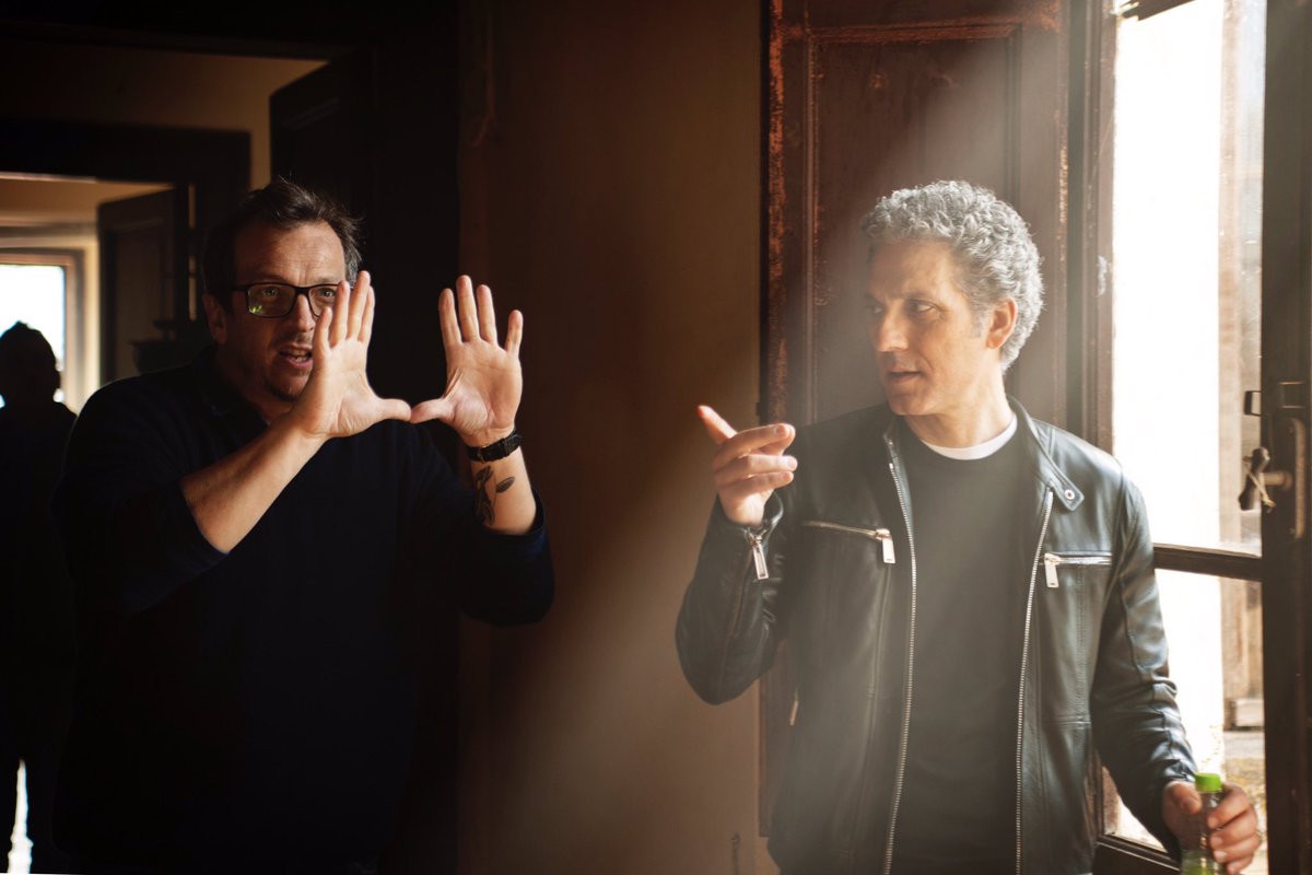 Dal set per il prossimo videoclip della canzone #miofratello di <a href="/BiagioAntonacci/">Biagio Antonacci</a> per la regia di @GabrieleMuccino vi auguro una buona Pasqua.