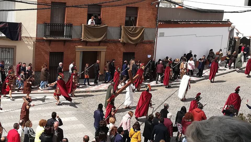 En #OlivaDeLaFrontera vivimos la #SemanaSanta2018 de una forma muy especial gracias a la #PasiónViviente
#PasiónVivienteDeOlivaDeLaFrontera #Apasiónate #DomingoDeRamos #JuevesSanto #ViernesSanto #DomingoDeResurrección #DomingoDePascua