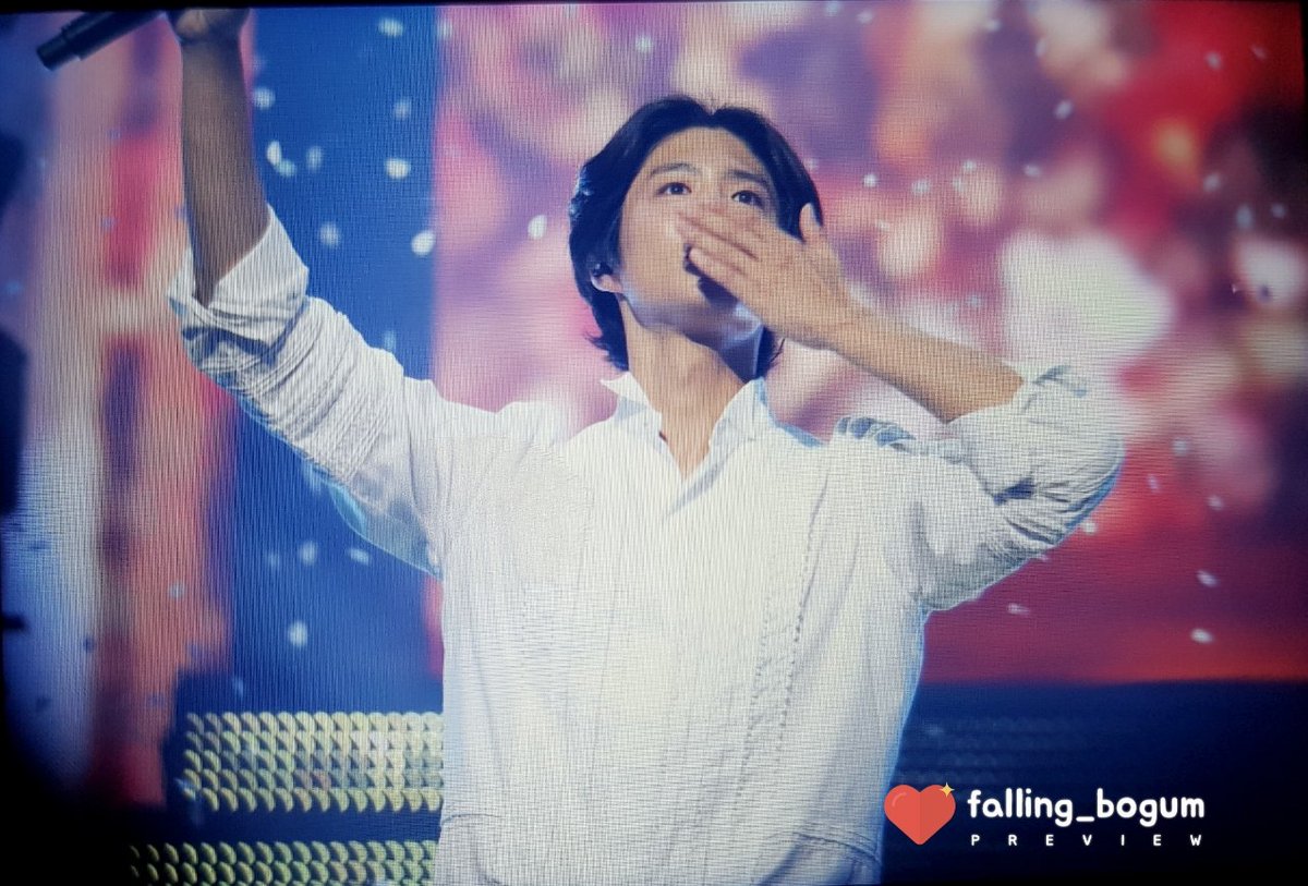 180401 바라봄 팬미팅

<a href="/BOGUMMY/">박보검</a> 너무 예뿌다💕

#박보검