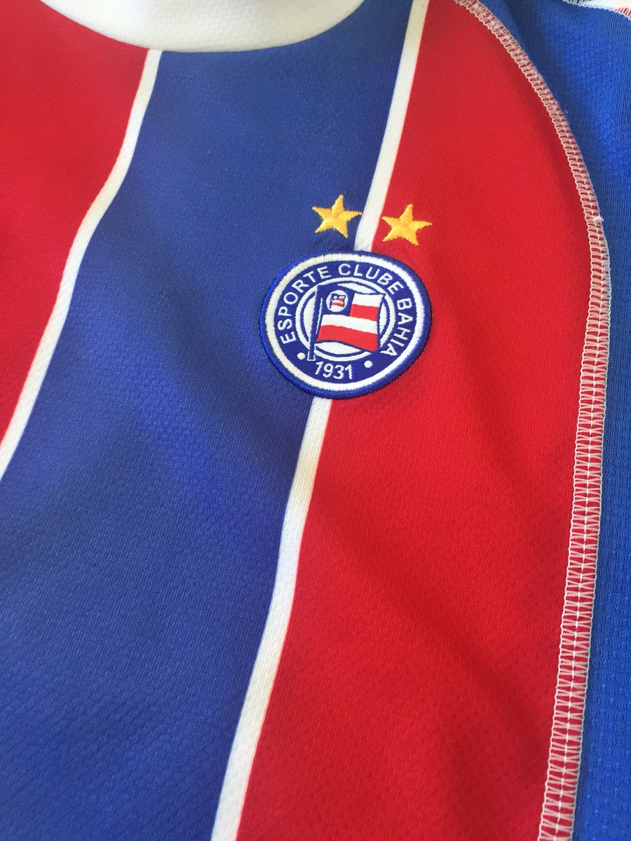 binhacalazans's tweet photo. Me arrumando pra guerra!!! #bbmp #camisadasorte ❤️💙❤️💙 https://t.co/crvgMk3Yp5