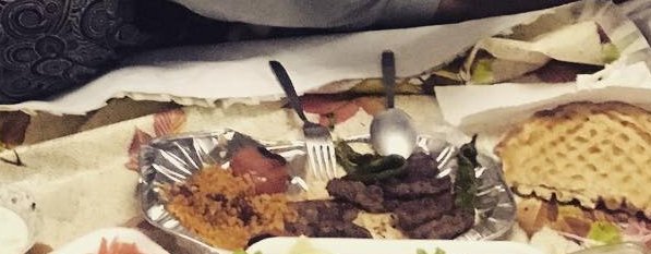 vincentonegogh's tweet photo. Anneye bak alüminyum servis paketi kullanıyor https://t.co/dana8RULOi