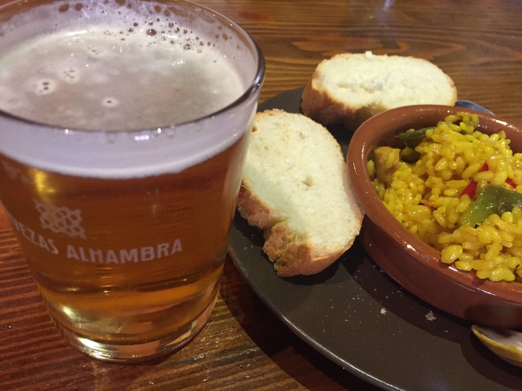 Rakel_Cangura's tweet photo. No hay domingo sin paella ...
#resucitemos https://t.co/gKWhN27DO2