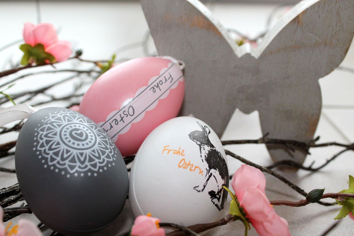 tacataca_com's tweet photo. ¡Feliz domingo de resurrección! Hoy es un día de celebración, pero también una oportunidad de oro para alimentar nuestro lado más creativo, decorando y personalizando los populares huevos de pascua. ¡Al lío y hazlo creativo! 🎨👌#tacataca #eoilaspalmasmkt https://t.co/CNpLQkF3AB