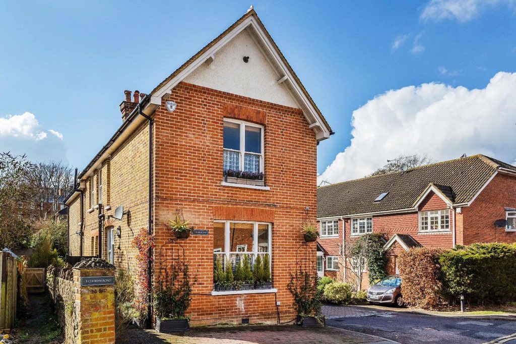 Surrey Estates tweet media