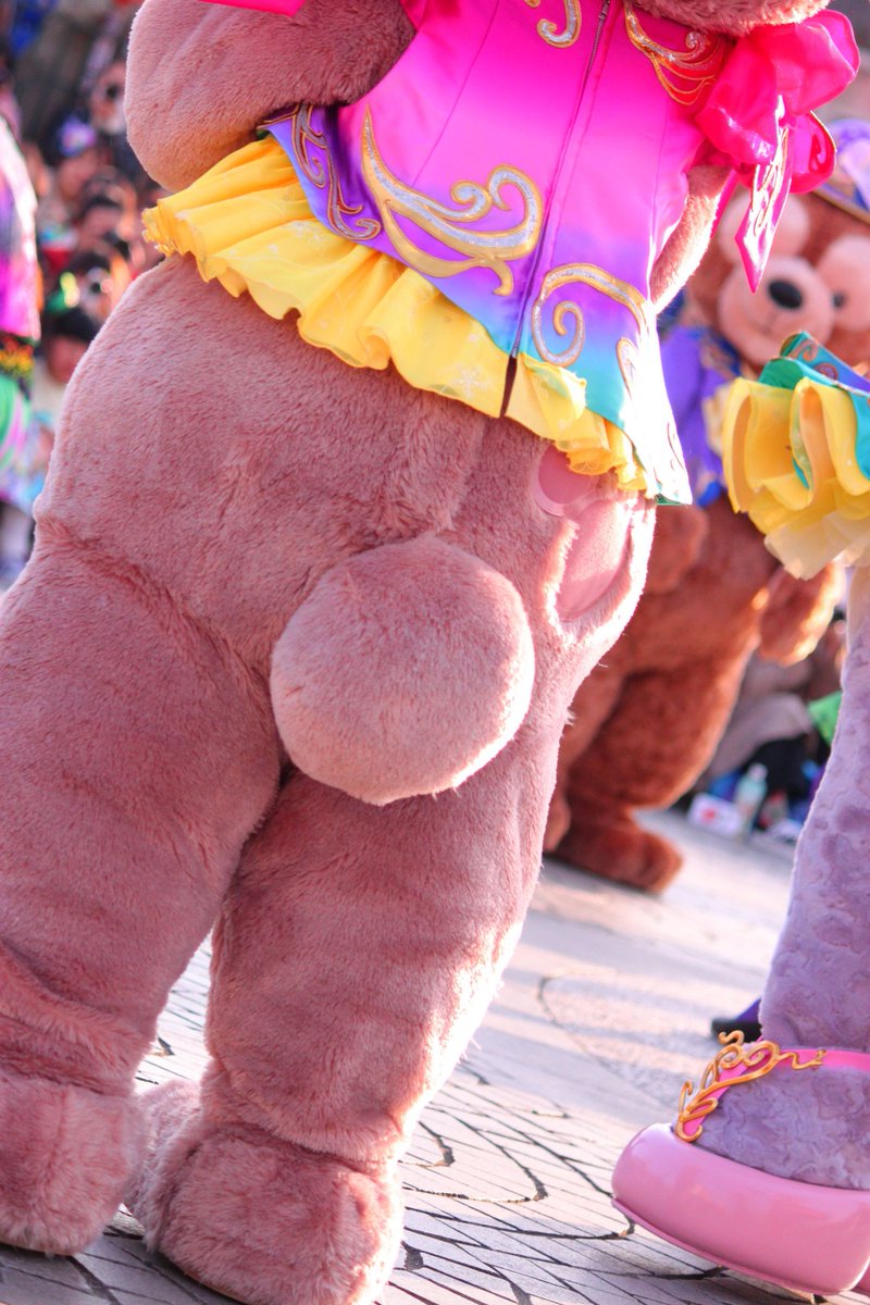 Duffy_Disney_km's tweet photo. 尻ーメイ様撮ってるのダッフィーにバレました
※画像の右上をご覧下さい https://t.co/jPvCxPbzxt