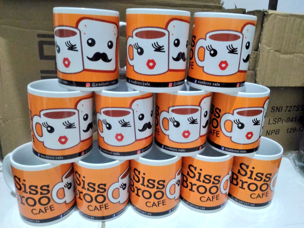 Souvenir Mug & Tumbler (JakartaMug) Twitter