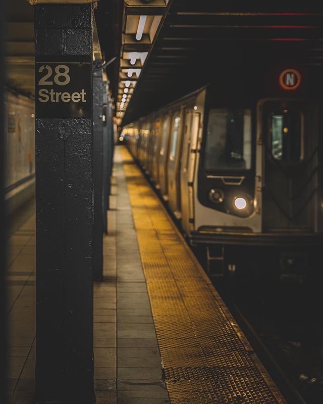 chrisglass's tweet photo. Damn, I love this city!
.
.
.
.
.
#NYC #NewYorkCity #InspirationCultMag #Sony2470GM #ArtOfVisuals #LiveUnscripted #SonyA7Riii #LifeOfAdventure #EstheticLabel #SeeTheWorld #HSDailyFeature #MoodyGrams #DailyRecon #HighSnobiety #Sony #PeoplesCreatives #We… https://t.co/4cDVBINQxH https://t.co/t7aIikt8OD